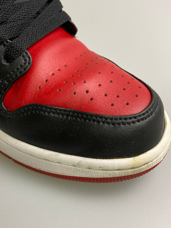 【中古品】【メンズ】 NIKE ナイキ AIR JORDAN 1 LOW BRED 553558-066 エアジョーダン1 ロー ブレッド スニーカー メンズ 靴 シューズ 160-260130-em-07-min サイズ：28.5cm カラー：ブラック/レッド 万代Net店