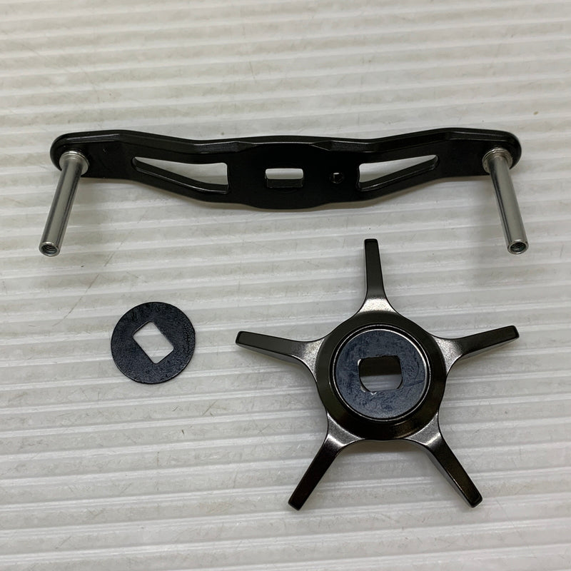 【中古品】 ダイワ スティーズ A2 TW 1000HL ベイトリール 釣り フィッシング 釣り道具 134-260427-em-16-min 万代Net店
