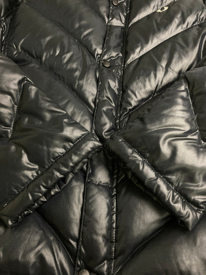 【中古品】【メンズ】 FRED PERRY フレッドペリー DOWN JACKET FZ2069 ダウンジャケット アウター 141-260201-kk-05-min サイズ：L カラー：ブラック 万代Net店