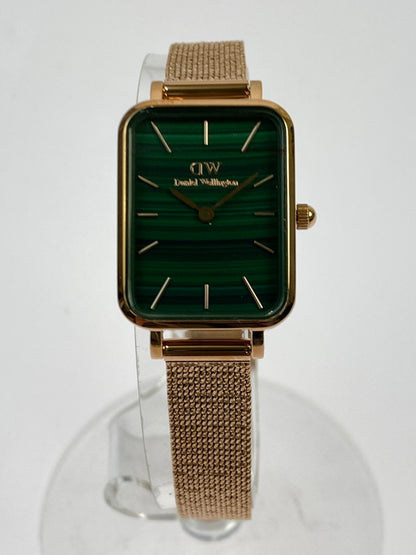 【中古品】【メンズ】 Daniel Wellington ダニエルウェリントン QUADRO PRESSED MELROSE GREEN ROSE GOLD クアドロ プレスド メルローズ グリーン ローズゴールド 腕時計 ウォッチ メンズ スクエア型 198-260202-em-50-min カラー：ゴールド/グリーン 万代Net店