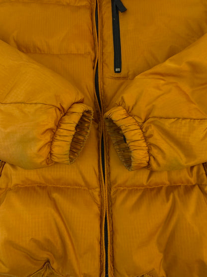 【中古品】【メンズ】 BURTON バートン DOWN JACKET YELLOW ダウンジャケット メンズ アウター 144-260318-em-43-min サイズ：S カラー：オレンジ 万代Net店