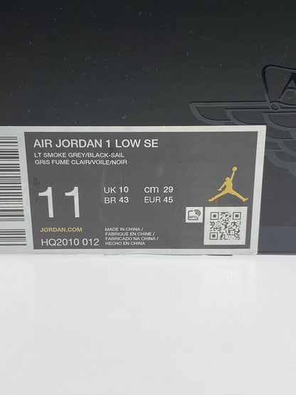 【中古美品】【メンズ】 NIKE ナイキ AIR JORDAN 1 LOW SE HQ2010-012 エアージョーダン1 ロー エスイー スニーカー 靴 160-260206-jt-05-min サイズ：US 11 29.0cm カラー：LIGHT SMOKE GREY/BLACK-SAIL 万代Net店