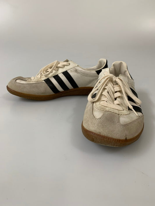 【現状渡し品】【メンズ】 adidas アディダス 90's UNIVERSAL 90年代 ユニバーサル スニーカー 靴 161-260205-yn-27-min サイズ：27.0cm カラー：ホワイト（黒ライン） 万代Net店
