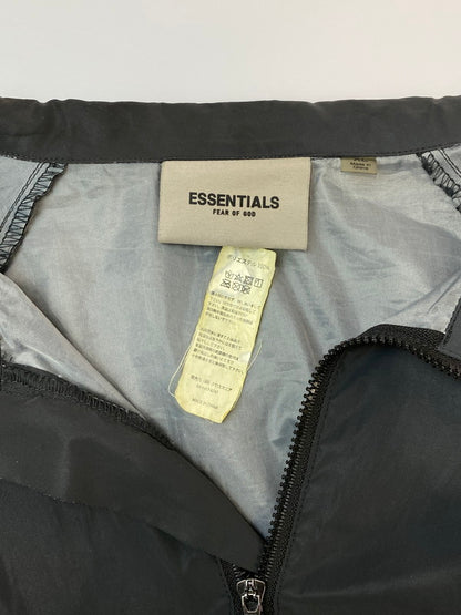 【中古品】【メンズ】 FEAR OF GOD FOG ESSENTIALS HALF ZIP TRACK JACKET フィアオブゴッド エッセンシャルズ ハーフジップ トラックジャケット ライトアウター 142-260319-yn-11-min サイズ：XL カラー：ダークグレー 万代Net店