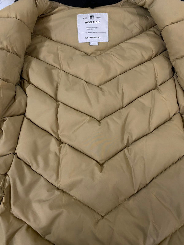【中古品】【メンズ】 WOOLRICH ウールリッチ WR-CL01 TOMORROWLAND別注 ARCTIC PARKA アークティックパーカ アウター 144-260203-AS-20-min サイズ：M カラー：ブラック 万代Net店
