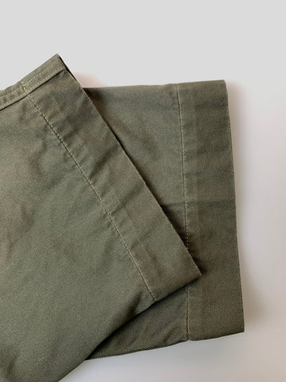【中古品】【メンズ】 FIDELITY フェデリティー 2TUCK TWILL TROUSERS PANTS C-25375003-2 ツータックツイルトラウザーパンツ ボトムス 156-260319-SH-25-min サイズ：M カラー：オリーブドラブ 万代Net店