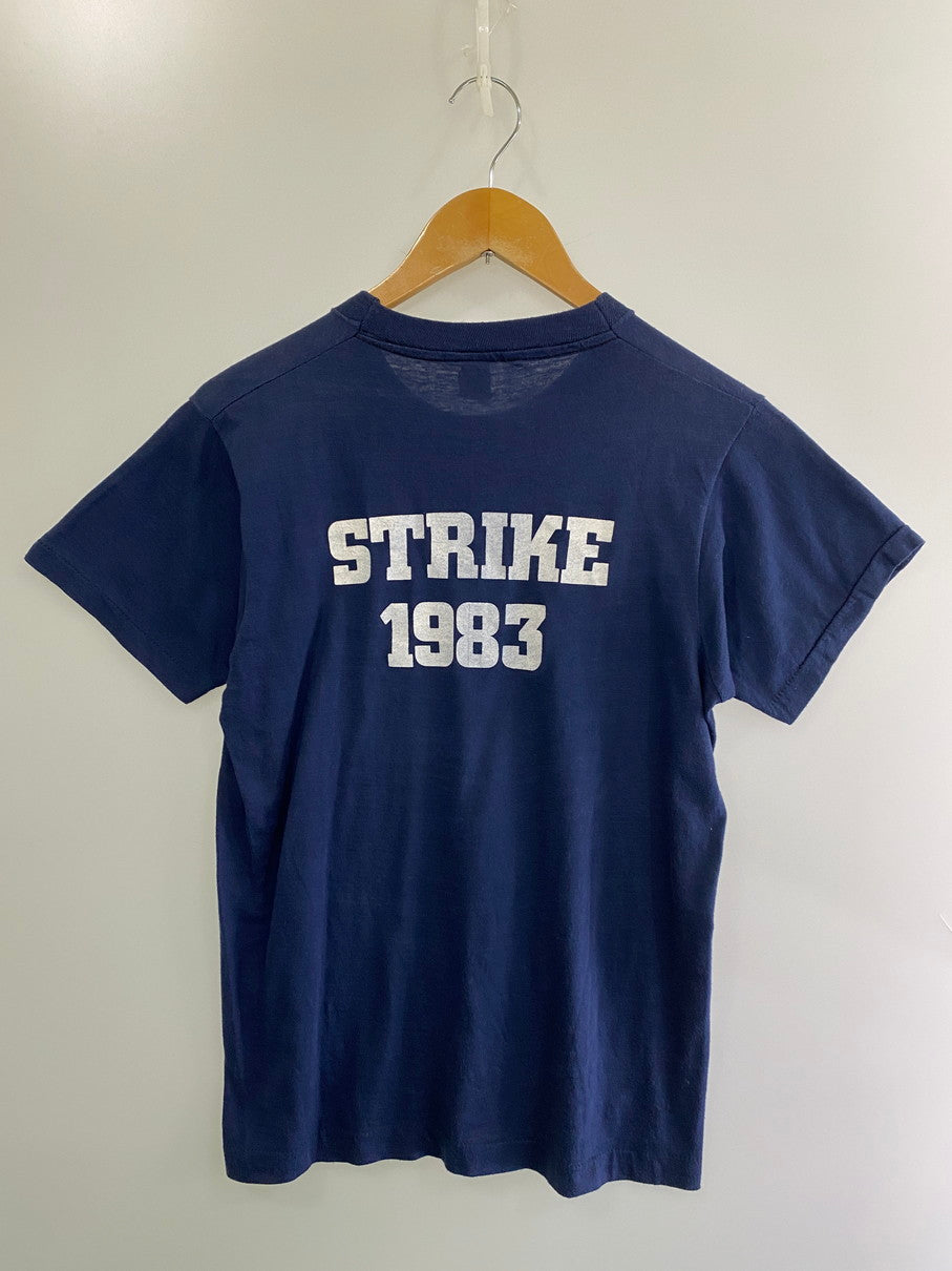 【中古品】【メンズ】 SCREEN STARS スクリーンスターズ STRIKE 1983 SS TEE 80S プリント Tシャツ 80年代 メンズ トップス 半袖 146-260311-em-23-min サイズ：M カラー：ネイビー 万代Net店