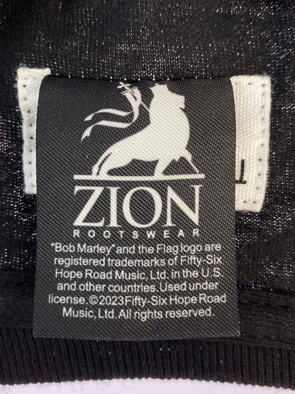 【中古品】【メンズ】 THE GUILTY PARTIES ザ・ギルティー・パーティーズ × BOB MARLEY ボブ・マーリー 23SS AND WAILERS LIVE SS TEE 半袖 ライヴ Tシャツ メンズ トップス 142-260311-em-19-min サイズ：M カラー：ブラック 万代Net店