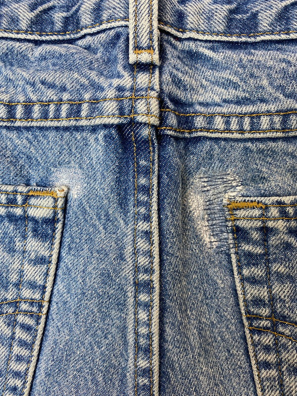 【中古品】【メンズ】 TRADITIONAL FIT STONEWASH DENIM PANTS B10 DST トラディショナルフィット ストーンウォッシュ デニムパンツ ボトムス ジーンズ 157-260222-kk-28-min サイズ：31 カラー：ライトインディゴ 万代Net店
