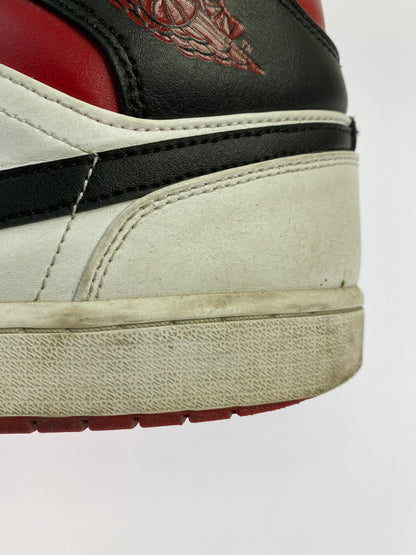 【ジャンク品】【メンズ】 NIKE ナイキ AIR JORDAN 1 MID DQ8426-106 エア ジョーダン 1 ミッド スニーカー 靴 160-260211-kk-04-min カラー：WHITE/GYM RED-BLACK 万代Net店