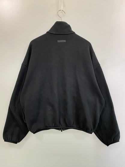 【中古品】【メンズ】 FEAR OF GOD ESSENTIALS フィアーオブゴッド エッセンシャルズ MODERN FIT FLEECE JACKET モダンフィット フリースジャケット ライトアウター 142-260214-kk-07-min サイズ：S カラー：ブラック 万代Net店
