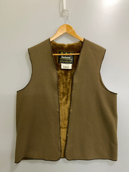 【中古品】【メンズ】 BARBOUR バーブァー アクリルライニングベスト A297 C40 メンズ アウター 144-260702-hu-32-min カラー：カーキ/ブラウン系 万代Net店