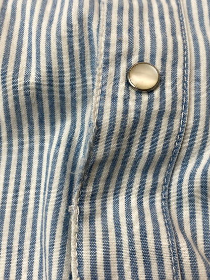 【中古品】【メンズ】 FRAGMENT フラグメントデザイン × LEVIS リーバイス HICKORY SS SHIRT ヒッコリー 半袖シャツ トップス 142-260626-jt-05-min サイズ：L カラー：LIGHTBLUE WHITE 万代Net店