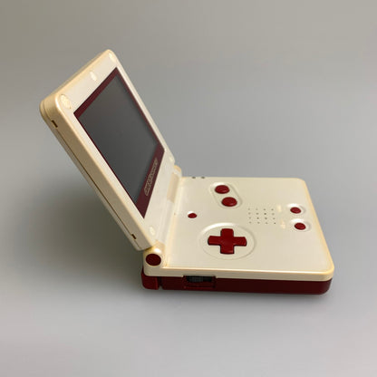 【中古品】 GBASP本体 ゲームボーイアドバンスSP 本体 ファミコンカラー 任天堂 レトロゲームハード 023-260308-SH-01-min 万代Net店