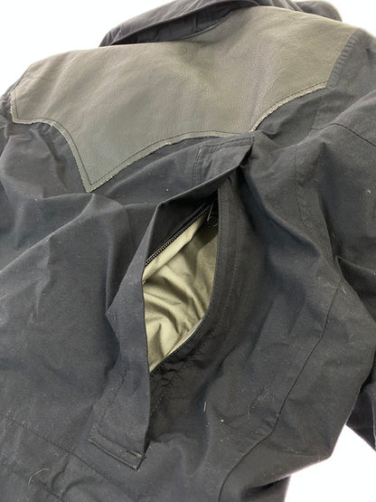 【中古品】【メンズ】 Rocky Mountain FeatherBed ロッキーマウンテンフェザーベッド LEATHER YOKE MOUNTAIN JACKET 450-432-04 レザー ヨーク マウンテンジャケット ゴアテックス レザー アウター 145-260215-SH-07-min サイズ：38 カラー：ブラック 万代Net店