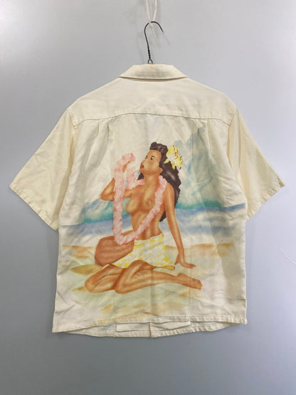 【中古品】【メンズ】 SUNSURF SPECIAL EDDITION KEALOHA NANI PIN UP QUEEN S/S RAYON SHIRT SS34658 サンサーフ ピンナップ クイーン ショートスリーブ レーヨンシャツ 半袖シャツ トップス 145-260217-yn-37-min サイズ：S カラー：ベージュ系 万代Net店