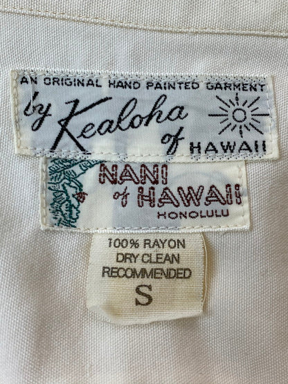 【中古品】【メンズ】 SUNSURF SPECIAL EDDITION KEALOHA NANI PIN UP QUEEN S/S RAYON SHIRT SS34658 サンサーフ ピンナップ クイーン ショートスリーブ レーヨンシャツ 半袖シャツ トップス 145-260217-yn-37-min サイズ：S カラー：ベージュ系 万代Net店