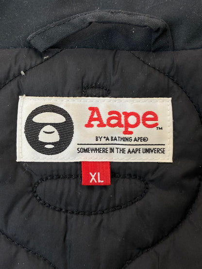 【現状渡し品】【メンズ】 AAPE BY A BATHING APE ZIPUP JACKET AAPJKM7316XXD エーエイプバイアベイシングエイプ ジップアップジャケット アウター 142-260217-yn-23-min サイズ：XL カラー：ブラック 万代Net店