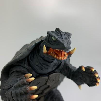 【中古品】 S.H.MonsterArts ガメラ(1996) 仙台決戦Ver. ガメラ2 レギオン襲来 特撮フィギュア 044-260326-SH-06-min 万代Net店