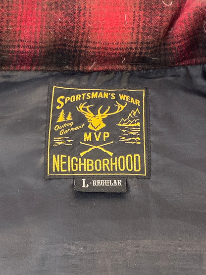 【中古品】【メンズ】 NEIGHBORHOOD ネイバーフッド 132TSMVN-JKM01 OMBRE CHECK DOWN VEST チェックダウンベスト アウター 142-260711-AS-30-min サイズ：L カラー：レッド/ブラック 万代Net店
