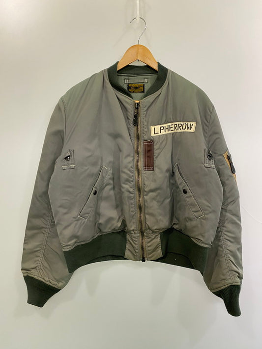 【現状渡し品】【メンズ】 Pherrow's フェローズ MA-1 FLIGHT JACKET 8310-485500-441 エムエーワン フライトジャケット アウター 145-260222-SH-11-min サイズ：L カラー：オリーブ 万代Net店