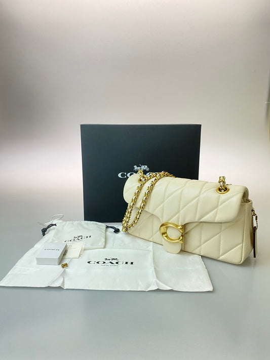【中古品】【レディース】 COACH コーチ タビー 26 ショルダーバッグ レディース カバン キルティング 180-260220-em-41-min カラー：アイボリー 万代Net店