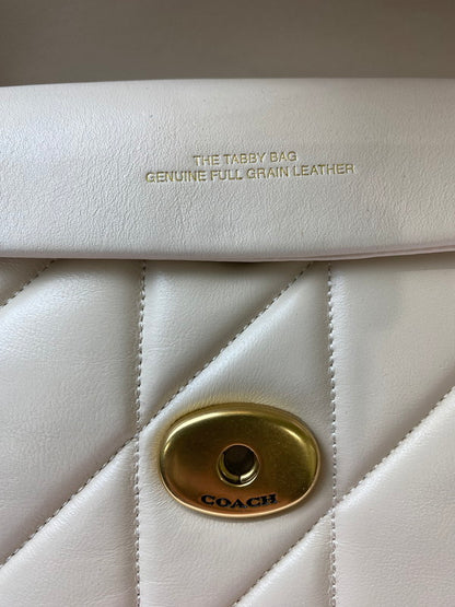 【中古品】【レディース】 COACH コーチ タビー 26 ショルダーバッグ レディース カバン キルティング 180-260220-em-41-min カラー：アイボリー 万代Net店