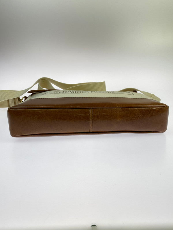 【中古美品】【メンズ/レディース】 PHERROWS フェローズ POSTMAN BAG NATURAL 25S-PBG1 ポストマンバッグ カバン 188-260306-jt-09-min カラー：オフホワイト 万代Net店