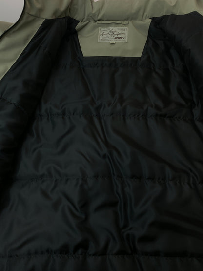 【中古品】【メンズ】 AVIREX アヴィレックス POLYESTER JACKET 6192266 中綿 ポリエステルジャケット アウター 145-260706-yn-22-min サイズ：2XL カラー：ベージュ系 万代Net店