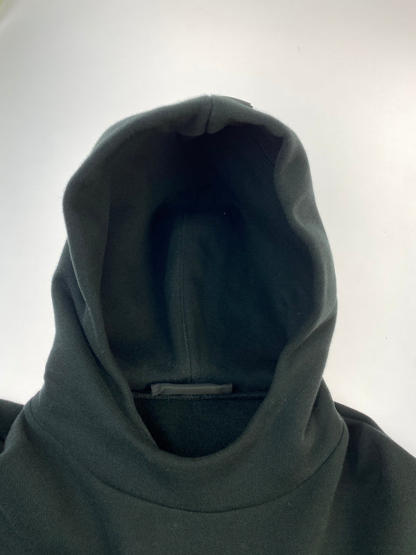 【中古品】【メンズ】 FOG ESSENTIALS エフオージー エッセンシャルズ HOODIE CORE プルオーバーパーカー 142-260711-AS-41-min サイズ：M カラー：ブラック 万代Net店