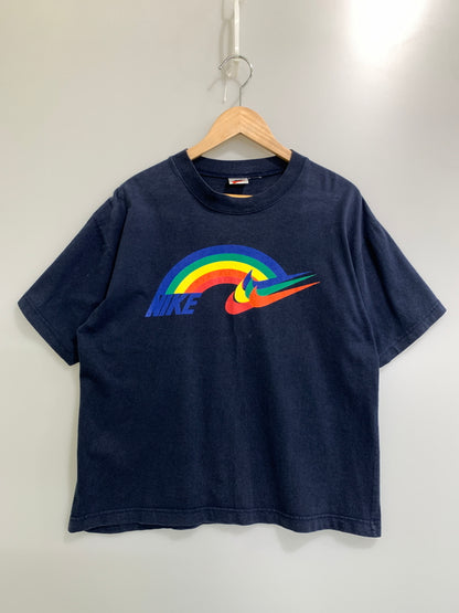 【中古品】【メンズ】 NIKE ナイキ 90S RAINBOW NIKE SS TEE 1990年代 レインボー ナイキ ショートスリーブティー メンズ トップス 半袖Tシャツ 146-260908-KS-22-min カラー：ネイビー 万代Net店