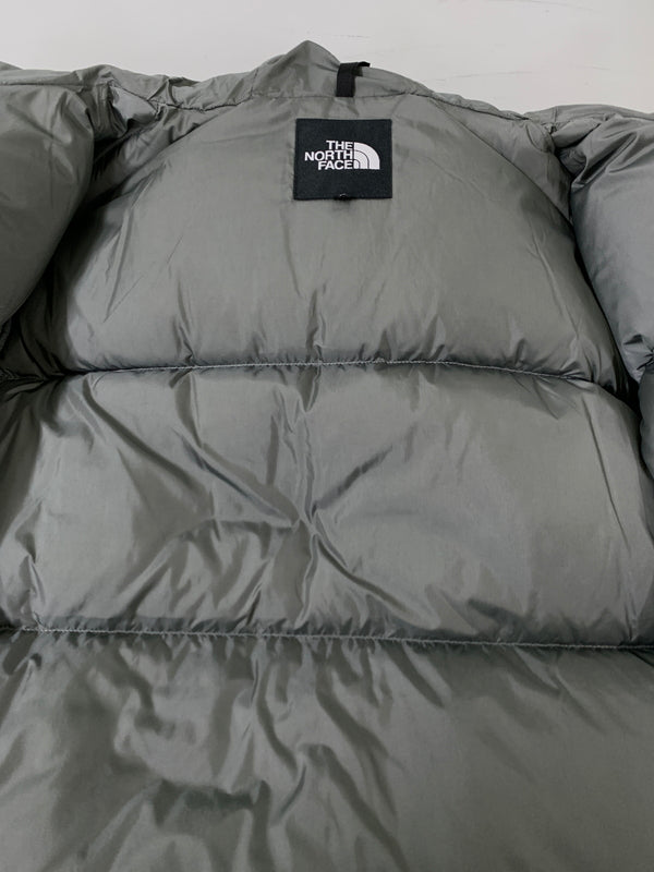 【中古美品】【メンズ】 THE NORTH FACE ザ・ノースフェイス NUPTSE HOODIE ND92331 ヌプシ フーディー ジャケット メンズ アウター 144-260901-em-02-min サイズ：L カラー：ヒューズボックスグレー/アスファルトグレー 万代Net店