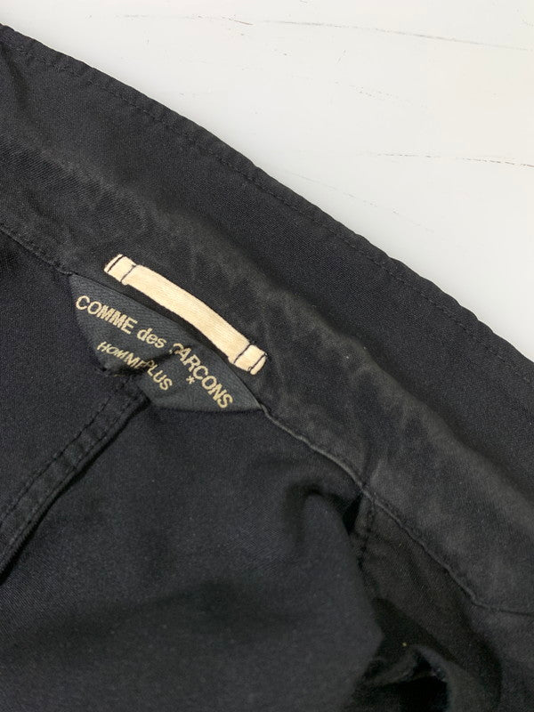 【中古品】【メンズ】 COMME des GARCONS HOMME PLUS コムデギャルソンオムプリュス FRILL TAILORED JACKET PG-J086 フリルテーラードジャケット 140-260228-SH-04-min サイズ：XS カラー：ブラック 万代Net店
