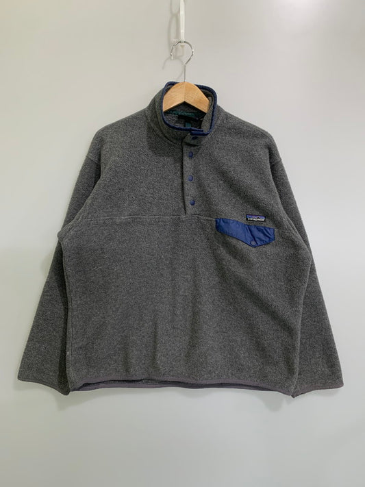 【中古品】【メンズ】 patagonia パタゴニア 90~00’s SYNCHILLA SNAP-T 90～00年代 シンチラ スタンプティー トップス 144-260302-SH-02-min サイズ：M カラー：グレー 万代Net店