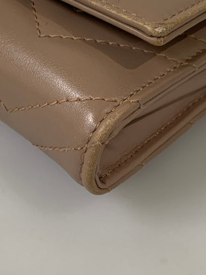 【中古品】【レディース】 GUCCI グッチ GGマーモント コンチネンタル ウォレット 443436 キルティング レザー 長財布 レディース 181-260303-em-17-min カラー：ベージュ 万代Net店