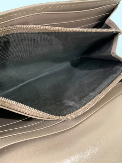 【中古品】【レディース】 GUCCI グッチ GGマーモント コンチネンタル ウォレット 443436 キルティング レザー 長財布 レディース 181-260303-em-17-min カラー：ベージュ 万代Net店