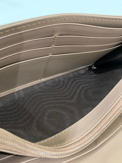 【中古品】【レディース】 GUCCI グッチ GGマーモント コンチネンタル ウォレット 443436 キルティング レザー 長財布 レディース 181-260303-em-17-min カラー：ベージュ 万代Net店