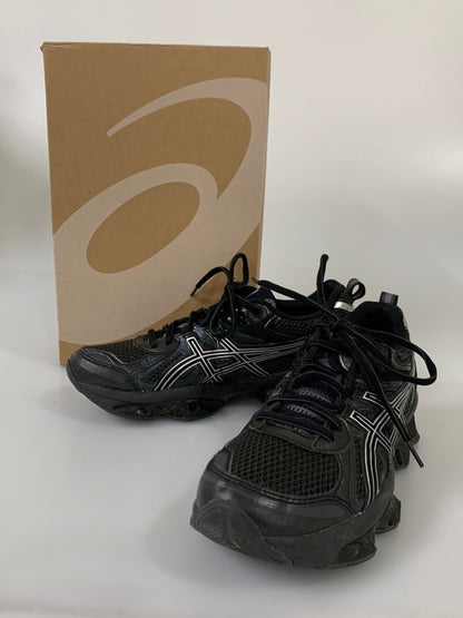 【中古品】【メンズ】 GEL-QUANTUM KINETIC GRAPHITE 24SS 1203A270-023 ゲルクォンタム キネティック グラファイト スニーカー メンズ シューズ 靴 162-260303-em-29-min サイズ：26.5cm カラー：GREY BLACK 万代Net店