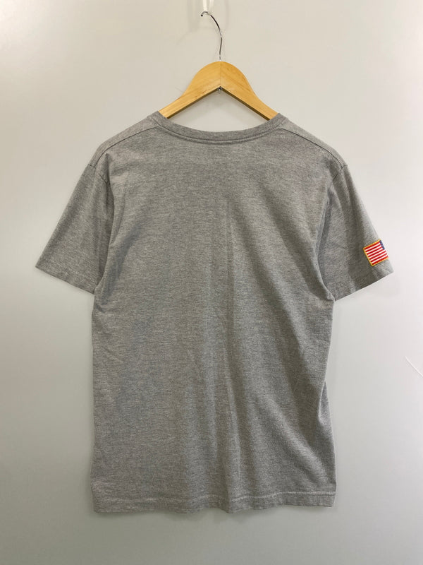 【中古品】【メンズ】 STUSSY ステューシー LOS ANGELES POCKET TEE ロス エンジェルス ポケット Tシャツ トップス 142-260626-jt-17-min サイズ：M カラー：グレー 万代Net店
