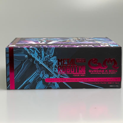 【中古美品】 METAL ROBOT魂 ストライクフリーダムガンダム弐式［初音ミク Ver.］ フィギュア 056-260701-ta-02-min 万代Net店