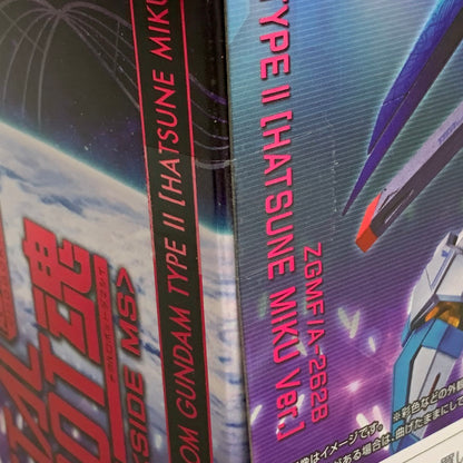 【中古美品】 METAL ROBOT魂 ストライクフリーダムガンダム弐式［初音ミク Ver.］ フィギュア 056-260701-ta-02-min 万代Net店