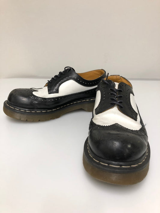 【中古品】【メンズ/レディース】 DR.MARTENS ドクターマーチン ウィングチップシューズ 165-260508-AS-115-min サイズ：UK7 カラー：ホワイト/ブラック 万代Net店