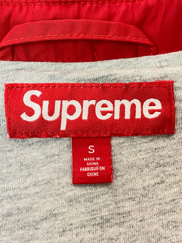 【中古品】【メンズ】 Supreme シュプリーム OLD ENGLISH ARC COACHES JACKET コーチジャケット ライトアウター 149-260305-AS-14-min サイズ：S カラー：レッド 万代Net店
