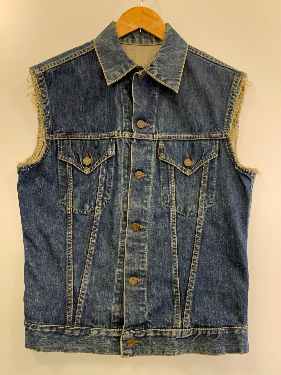 【中古品】【メンズ】 Levi's リーバイス 60S 3RD TYPE DENIM JACKET 60年代 デニムジャケット 袖カットオフ メンズ ベスト 146-260311-em-09-min カラー：インディゴブルー 万代Net店