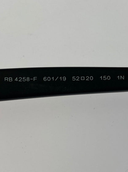 【中古品】【メンズ】 Ray-Ban レイバン サングラス RB4258-F 52□20-150 メンズ ファッション 小物 203-260318-em-27-min カラー：ブラック 万代Net店