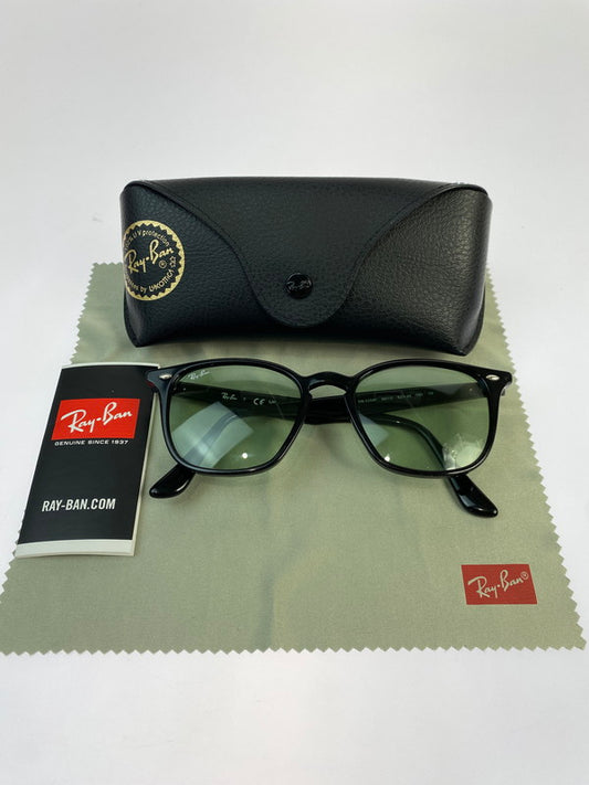 【中古品】【メンズ】 Ray-Ban レイバン SQUARE SUNGLASSES RB4258F スクエア サングラス 52□20-150 メンズ ファッション 小物 203-260318-em-30-min カラー：ブラック 万代Net店
