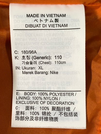 【中古品】【メンズ】 JORDAN BRAND ジョーダン ブランド M J BRK CLGTE VRSTY JKT ジャケット スタジアムジャンパー スタジャン 上着 アウター 148-260812-hu-22-min サイズ：XL カラー：ブラック/オレンジ 万代Net店