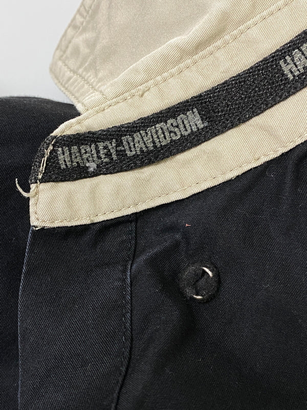 【中古品】【メンズ】 HARLEY DAVIDSON ハーレーダビッドソン INITIAL S/S SHIRT イニシャル ショートスリーブシャツ 半袖シャツ トップス 145-260709-yn-06-min サイズ：XL カラー：ブラック 万代Net店