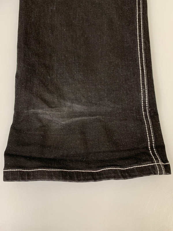 【中古品】【メンズ】 GYANN BROS.ZERO ROAD RUNNER ギャンブローズゼロ ロードランナー コラボ 刺繍 デニムパンツ メンズ ボトムス 156-260704-hu-11-min サイズ：85 カラー：ブラック 万代Net店