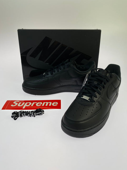 【未使用品】【メンズ】 NIKE ナイキ × SUPREME シュプリーム AIR FORCE 1 LOW CU9225-001 エアフォース1 ロー スニーカー メンズ シューズ 靴 160-260325-em-02-min サイズ：29.0cm カラー：BLACK 万代Net店